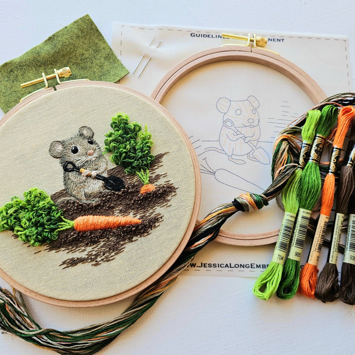 Garden Mouse - Embroidery Kit