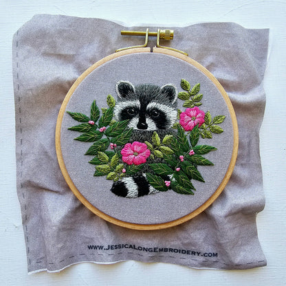 Raccoon - Hand Embroidery Kit