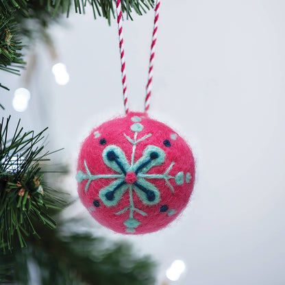 Christmas Baubles - Needle Felting Kit
