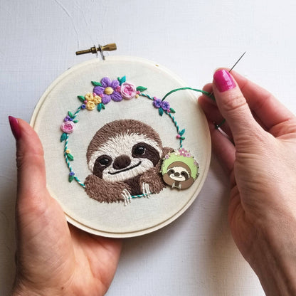 Smiling Sloth - Embroidery Kit