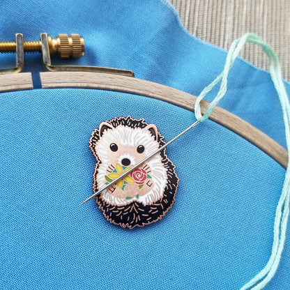 Hedgehog - Needle Minder