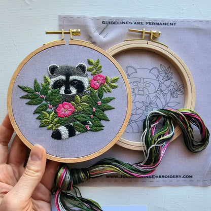 Raccoon - Hand Embroidery Kit