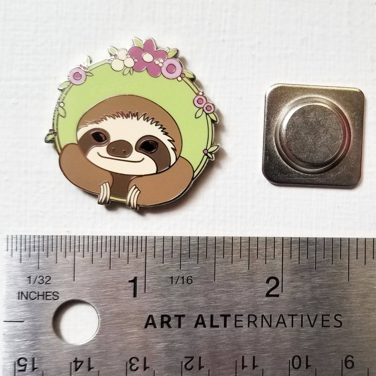 Happy Sloth - Enamel Needle Minder