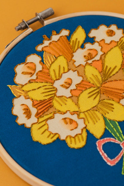 Daffodil - Embroidery Kit - Beginners