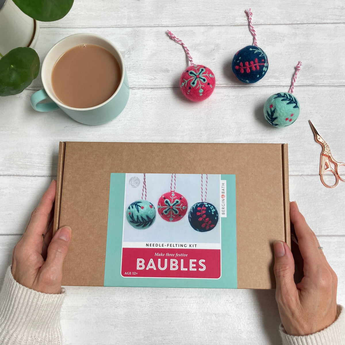 Christmas Baubles - Needle Felting Kit
