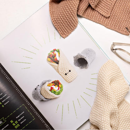 Crochet Cafe: Recipes for Amigurumi Crochet Patterns by Lauren Espy