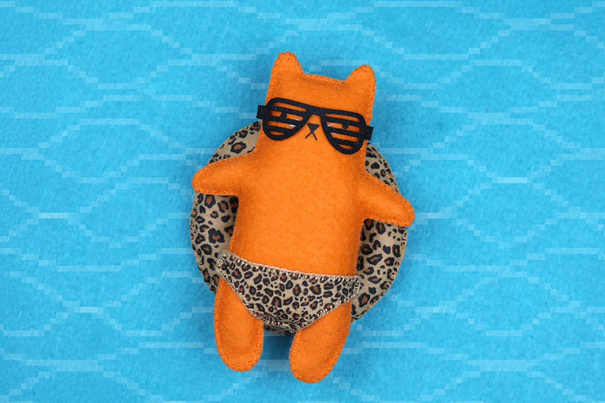 Leopard Cat (Level 2) - Felt Doll Kit