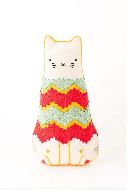 Fiesta Cat (Level 2) - Starter Embroidery Kit