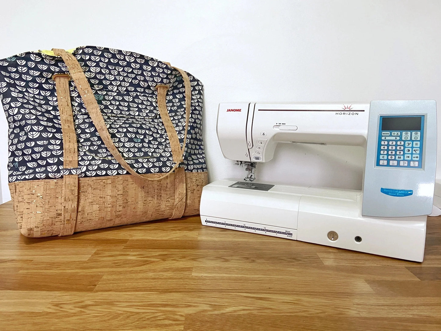 Janome - Horizon 8200QCP Professional Quilting Machine | AcuFeed Flex | Canada