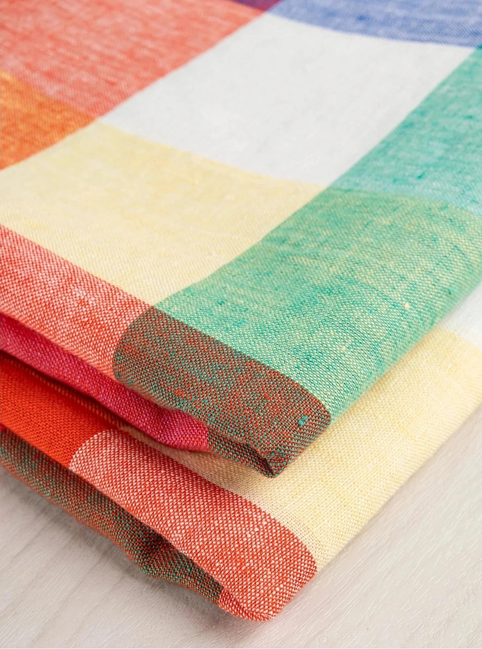 Rainbow Check Midweight European Linen - Emerald, Sapphire, Ruby & White (Per ½ Meter)