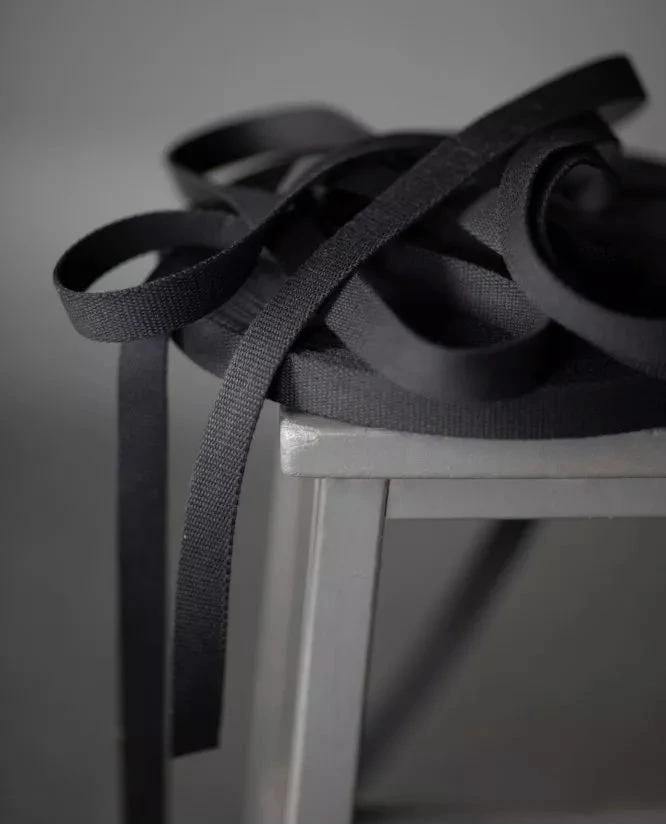 25mm Black Webbing – (Sold Per Meter)