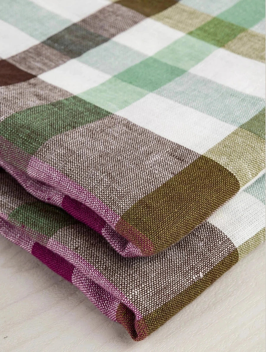 Vineyard Check Midweight European Linen - Olive, Sage & White (Per ½ Meter)