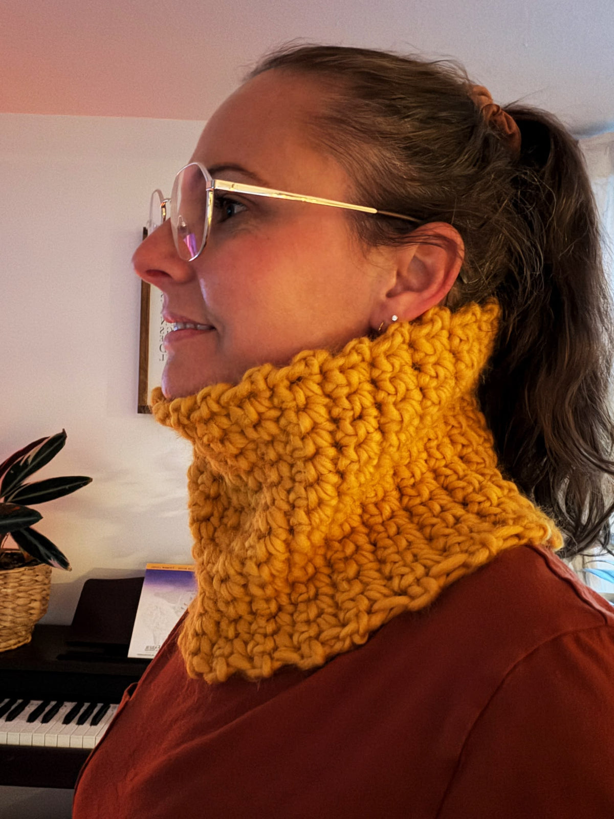 🧶 Beginner Crochet Cowl | Tues 22nd Sept or Tues 27th Oct | 6pm-8pm
