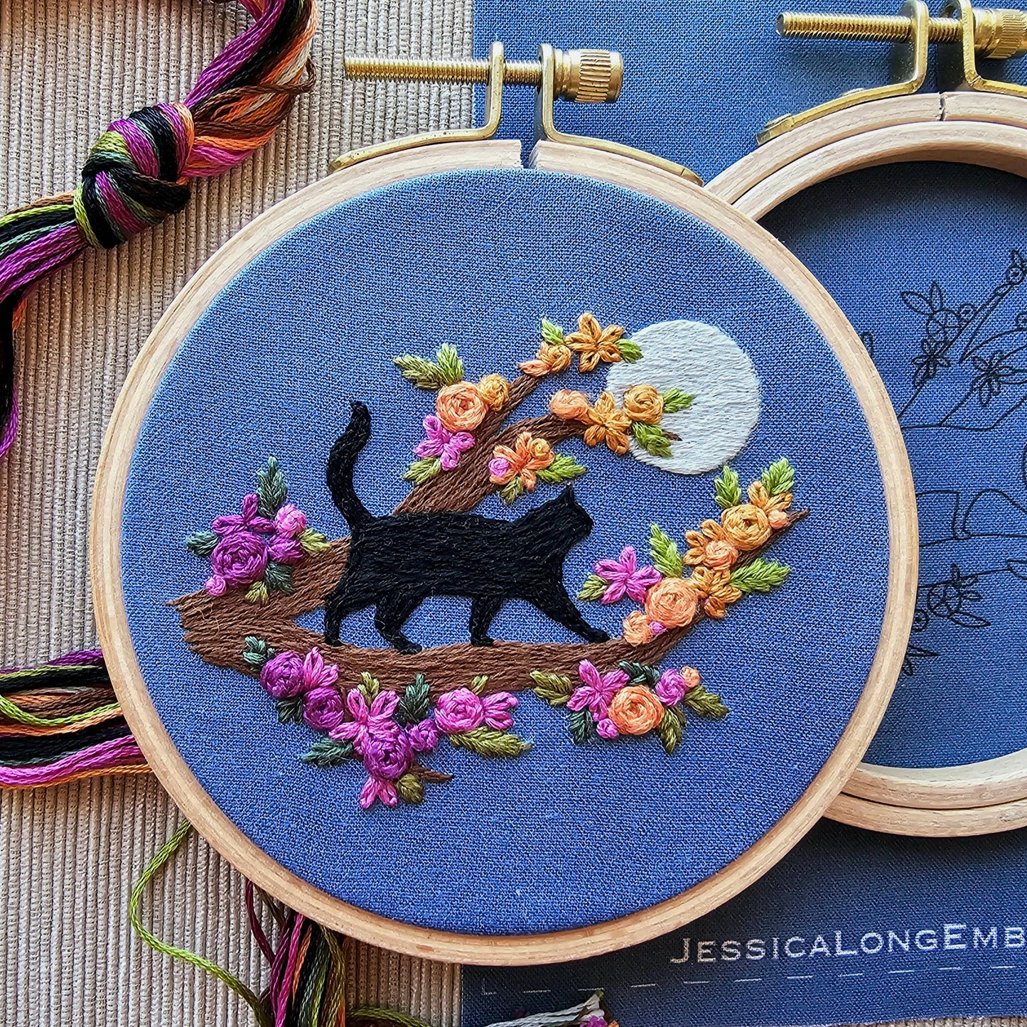 Mini Black Cat & Full Moon - Embroidery Kit
