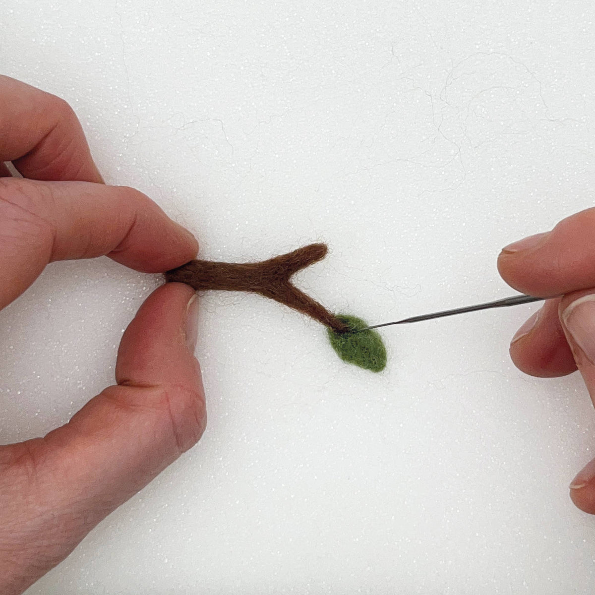 Beaver - Needle Felting Kit