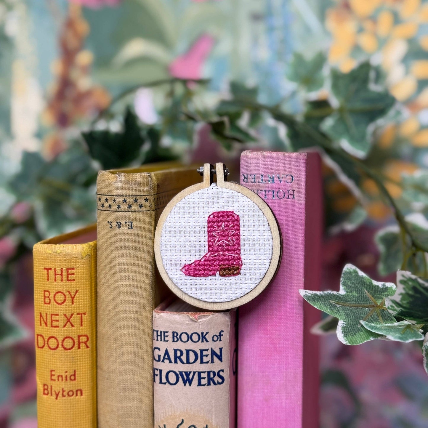 I'M HOT-TO-SEW! | Mini Matchbox Cross Stitch Kit
