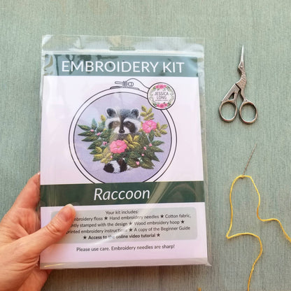 Raccoon - Hand Embroidery Kit