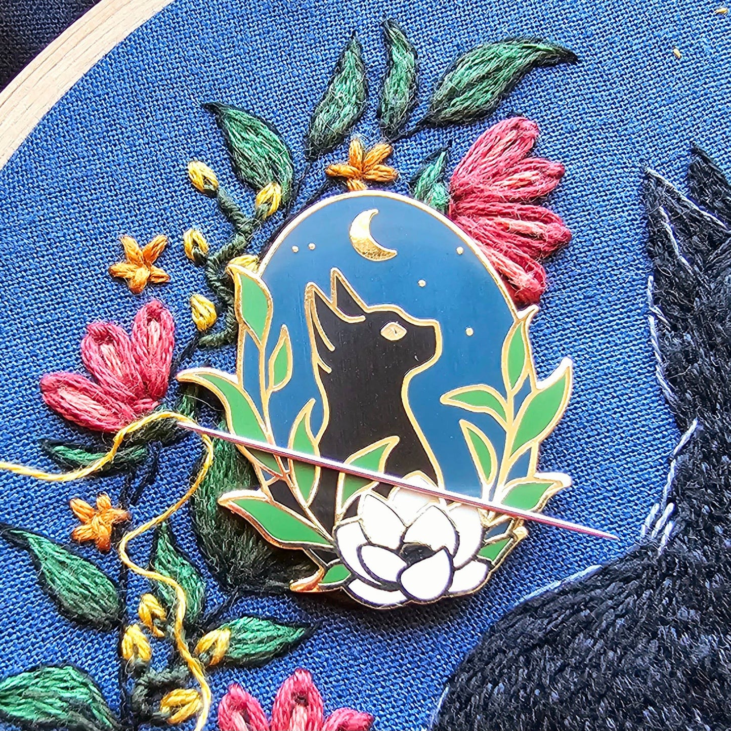 Black Cat - Needle Minder
